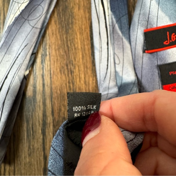 J. Garcia Purple Gray Emerge Elephant Line Curve Silk Necktie Tie - Picture 4 of 4